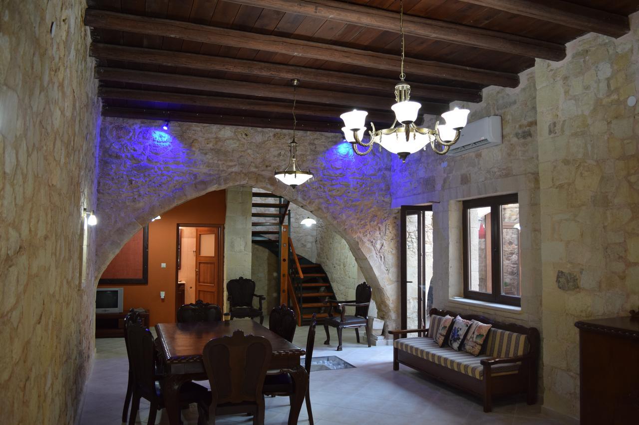 Venetian Cistern Villa Kalamíci Alexándru Kültér fotó
