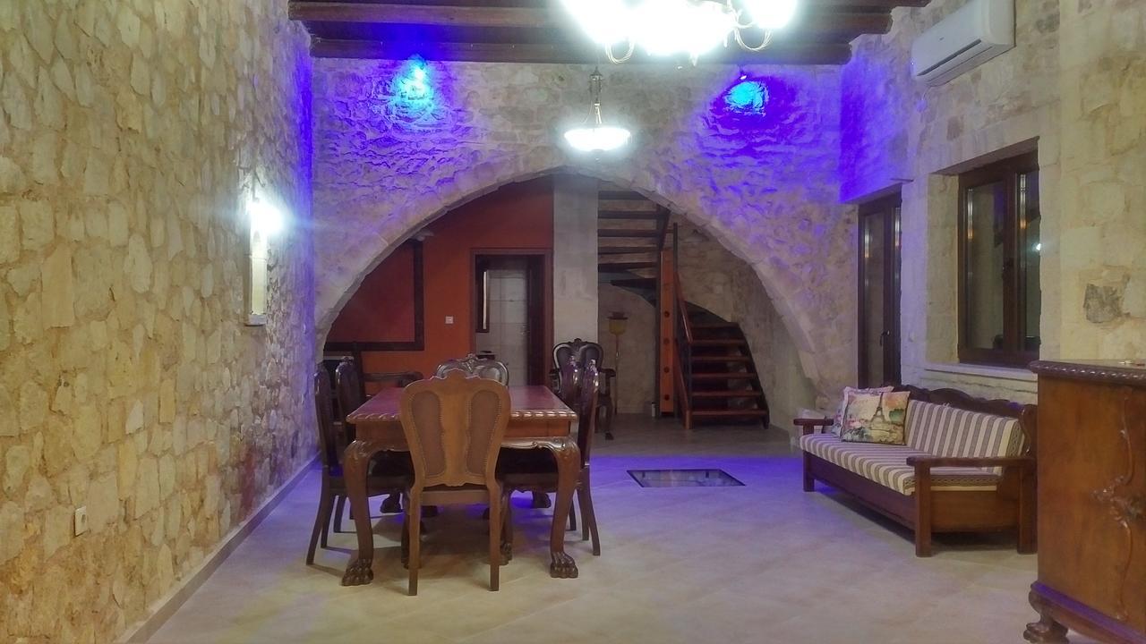 Venetian Cistern Villa Kalamíci Alexándru Kültér fotó